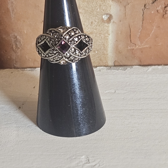 Vintage Avon Cocktail Ring Size 6 1/2 "Victorian Revival" - Picture 3 of 8